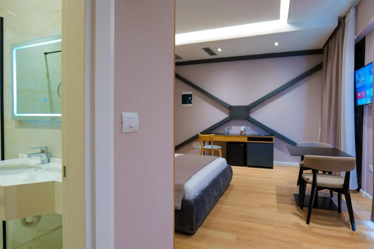 Lord Hotel Tirana