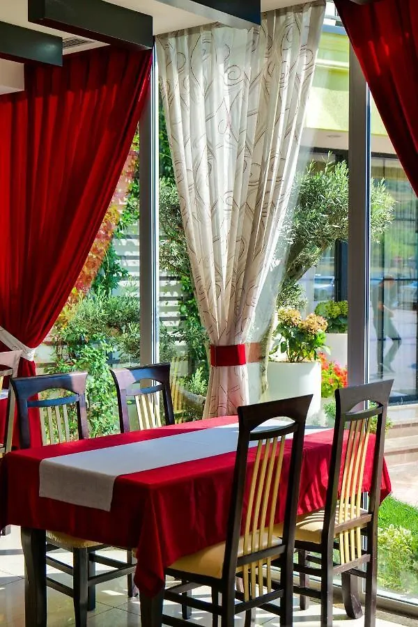 Lord Hotel Tirana