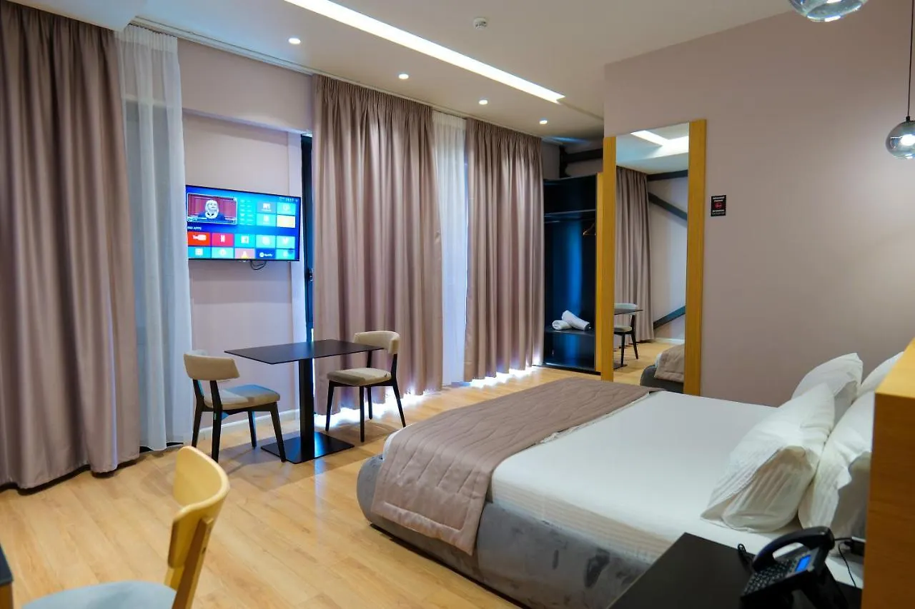 Lord Hotel Tirana