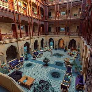 **** Otel Shah Palace Luxury Museum Azerbaycan