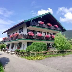 https://pension-bergblick.com-bavaria.com