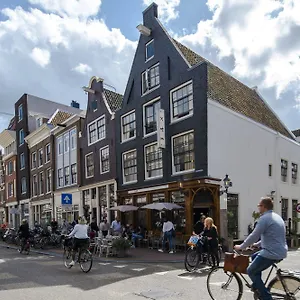 ** Otel Calisto Hollanda